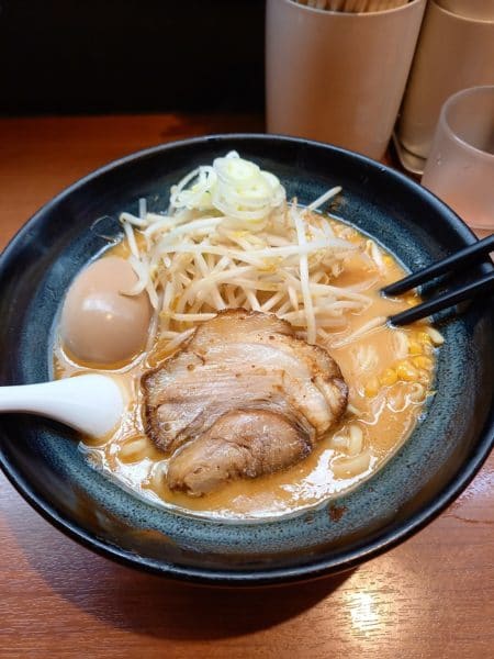 味噌ラーメンおいしいです。